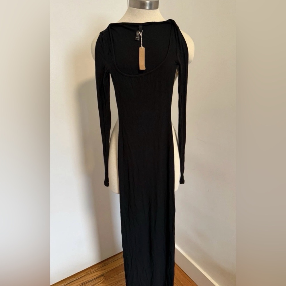 SKIMS Soft Lounge Long Sleeve Dress Black Ribbed Maxi
Square Neck XXS